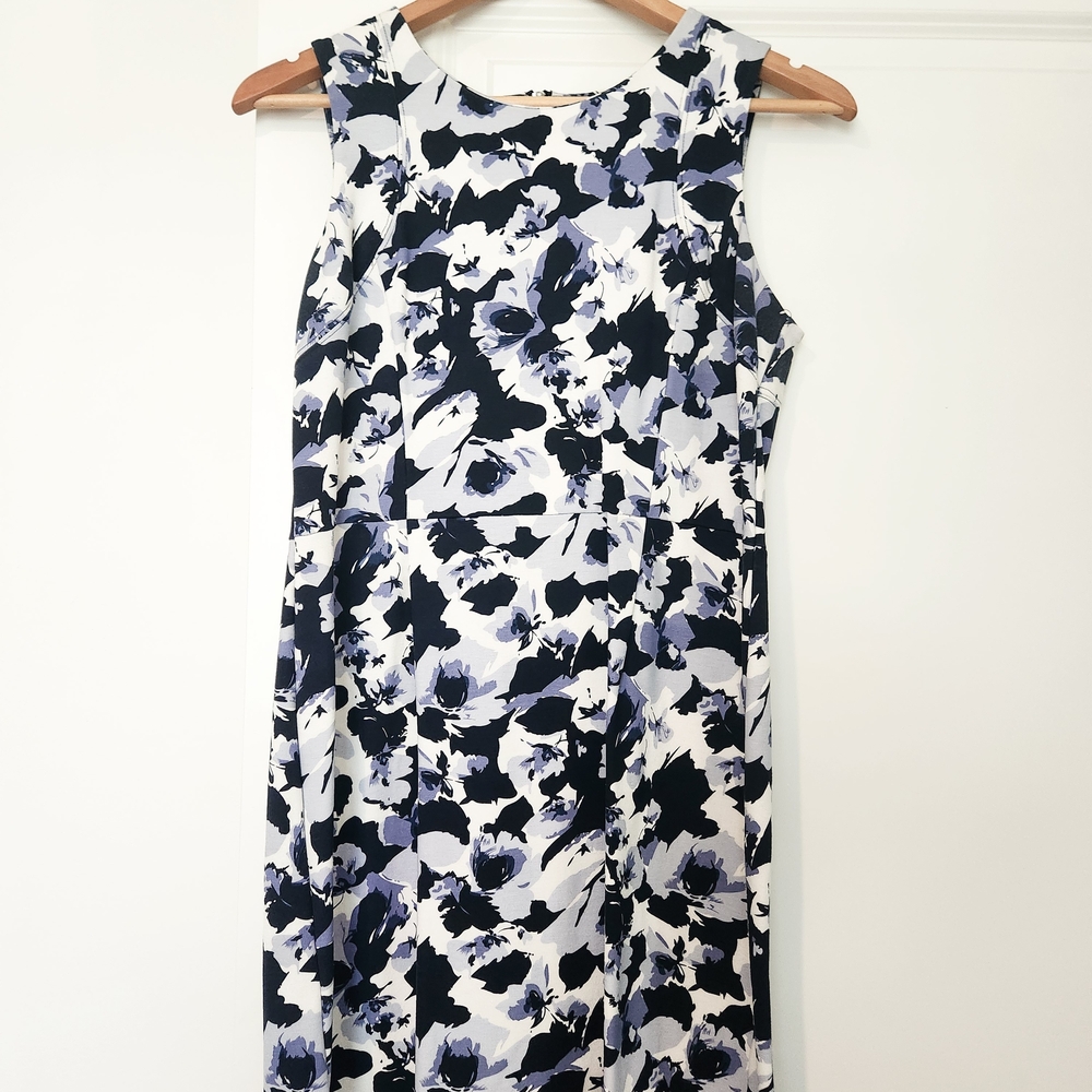 Amanda & Chelsea Blue Floral Dress